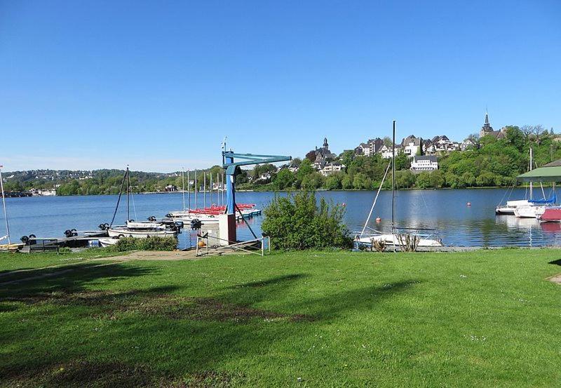 Moderne Wohlfuehloase Zentral In Seenaehe - Pillow Menu, 2 Stk 55" Smart Tvs, Netflix, Disneyplus Uvm Wetter (Ruhr) Exterior foto